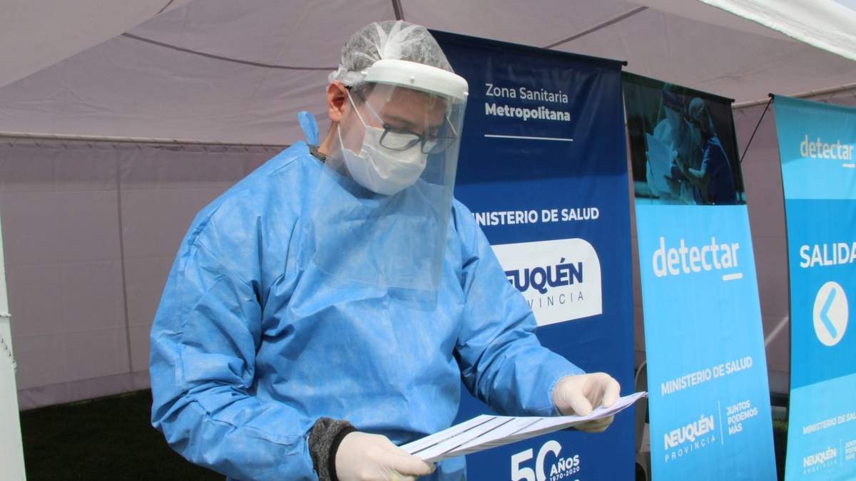 El trailer del DetectAR en Neuquén evalúa casos de Delta. Fuente: (Twitter)