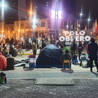 Hubo acuerdo y las organizaciones sociales levantan el acampe