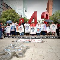 A 57 meses de la desaparición de los 43, sus familiares exigen indagar a implicados en la "verdad histórica"