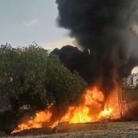 Un hombre queda calcinado tras estallar camioneta con huachicol en Atotonilco de Tula