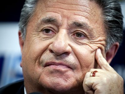 Duhalde le quitó dramatismo a la deuda externa: "Los temas centrales son inflación e inseguridad"