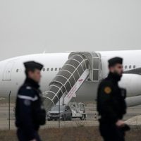Aterriza en India el avión inmovilizado varios días en Francia por presunto tráfico de personas