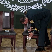 Desaparece el EMP pero el Senado crea "cuerpo especializado" para proteger al presidente