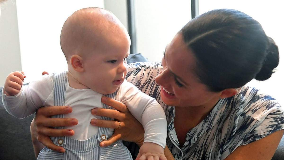 Archie y su mamá Meghan. Fuente: (Instagram)