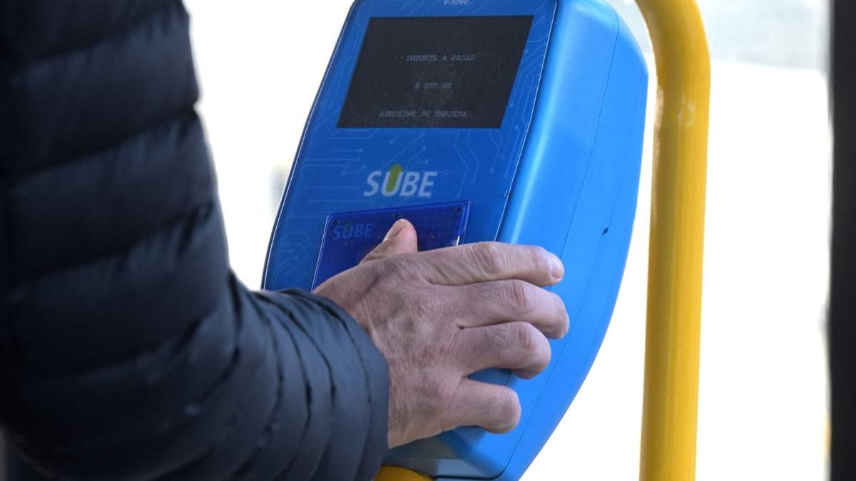 El saldo negativo de la SUBE varía de acuerdo al sistema de transporte. Fuente: (X)