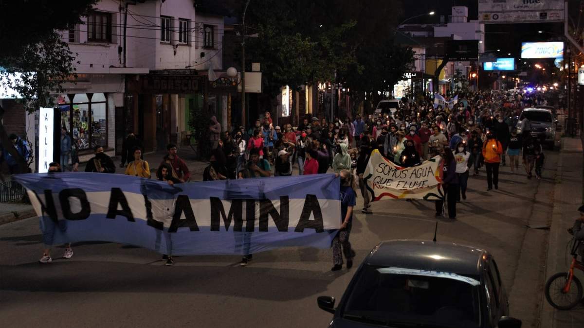 Manifestantes en Chubut. Fuente: (Twitter)