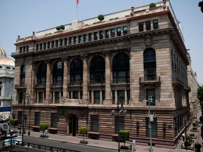 El gobierno de la 4T socava los fondos de reserva