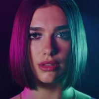 ¡Para enloquecer! El bikini de Dua Lipa es tan pero tan diminuto que deja ver de todo ¿Preparado?