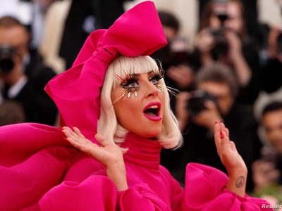 Lo hizo de nuevo: Lady Gaga causó todo un revuelo con este outfit de dos piezas
