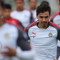 La AMF repudia presión de Chivas hacia Oswaldo Alanís y pide a directivos trato justo