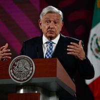 AMLO admite que elección popular de jueces y magistrados puede tener riesgos