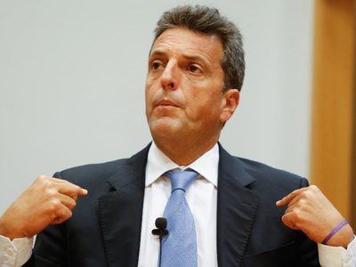 Productores avícolas y lácteos: los beneficiarios de los nuevos anuncios de Sergio Massa