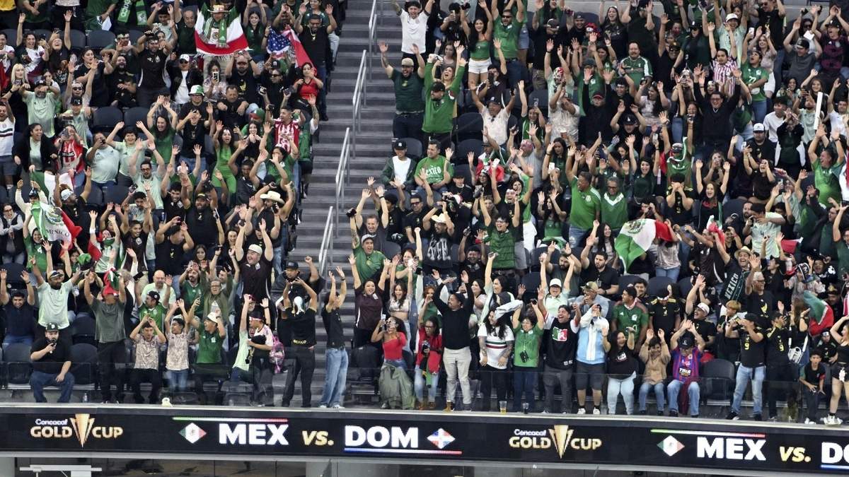 México sufre en su debut de la Copa Oro y vence 3-2 a República Dominicana