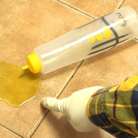 El trucazo infalible para limpiar el aceite si se derrama en el piso y sin ensuciar de más