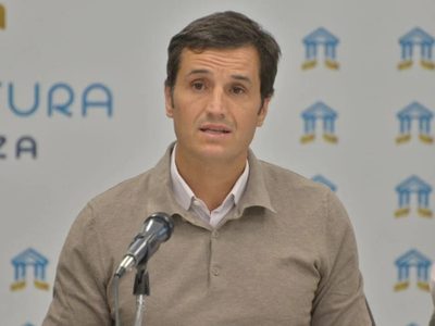 Doble cargo en el gobierno de Cornejo
