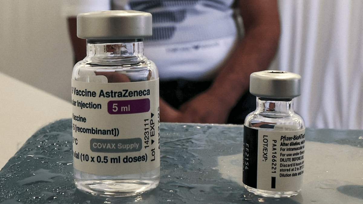 La vacuna contra el coronavirus de AstraZeneca, una de las aprobadas por la OMS. Fuente: (Twitter)