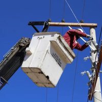 Sigue la regularización eléctrica en los barrios de Cipolletti