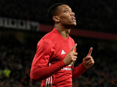 Manchester United busca dar un paso importante en la Europa League