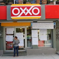 Oxxo anuncia cierre temporal de sucursales en Oaxaca
