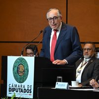 En últimos meses se alcanzó el 96 por ciento de abasto de medicamentos en el país: Kershenobich