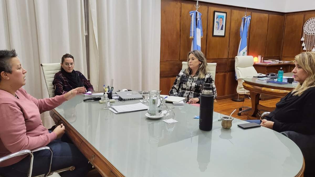 Maria Eugenia Ferraresso y Carolina Magnalardo. Fuente (Twitter).