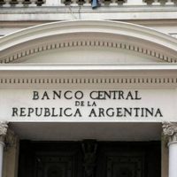 Tras el récord de inflación, el Banco Central subió la tasa de referencia