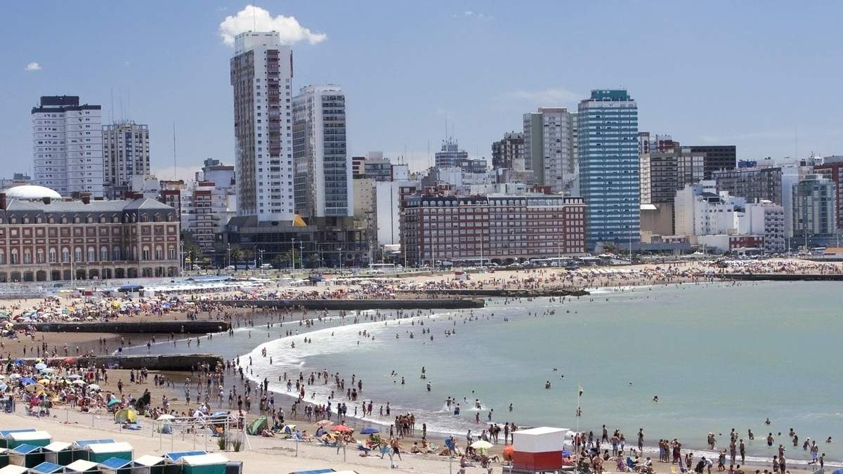 Por el coronavirus, Mar del Plata recibió menos turistas. Fuente: (Twitter)