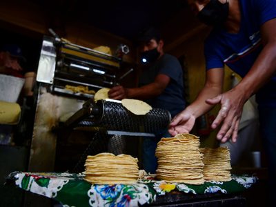 "Nada más saben subirle": Profeco responsabiliza a Maseca por altos precios de la tortilla