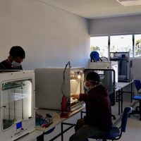 ¡Contra el coronavirus! Fabrican máscaras de protección reutilizables con impresiones 3D