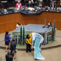 Morena rechaza en el Senado abrir investigación sobre la "Casa Gris" de José Ramón López Beltrán
