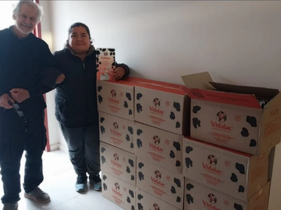 Leche de Nación fue distribuida en comedores y merenderos