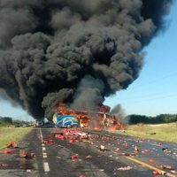 Reportan cuatro muertos y 16 heridos en choque y explosión en Tamaulipas
