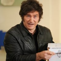 El partido de Javier Milei se impone en las elecciones legislativas de Argentina