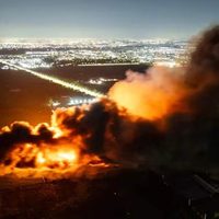 Explosión en Ezeiza: 48 horas después el fuego se reavivó y ya hay 2 000 trabajadores afectados