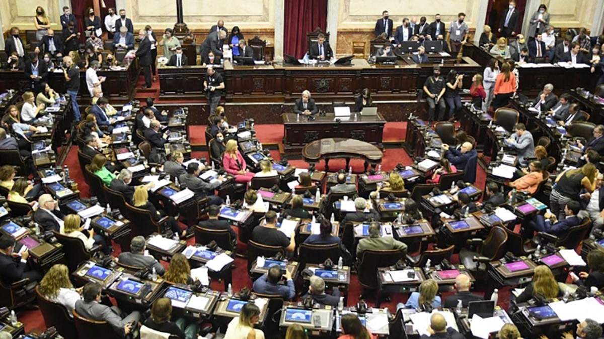 Una iniciativa la encabeza el diputado por Neuquén del Frente de Todos y la otra el Diputado del MPN. Fuente: (X).