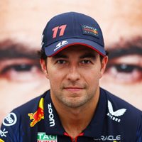 “Alguien con experiencia”: aconsejan a este equipo de F1 que fiche a Checo Pérez para 2026