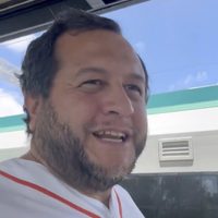 José Ramón López Beltrán arremete contra Molotov por criticar a la 4T