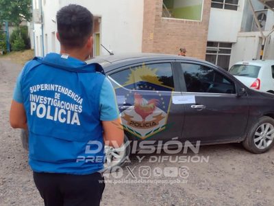 Abonó más de 5 mil dólares por un auto y resultó que era robado