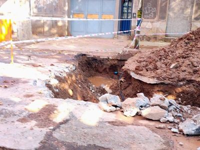 Un socavón en Ciudad pone en alerta a los vecinos