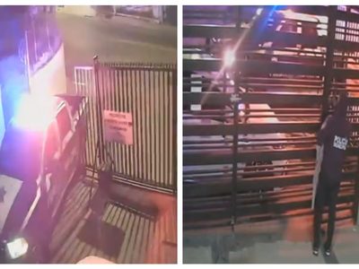 Policías de Tijuana son grabados mientras roban una casa (Videos)