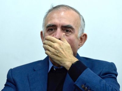 Alfonso Romo gana 41 mil pesos más que el presidente de la República