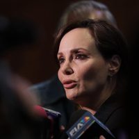 "Yo me arreglo en mi casa": Lilly Téllez niega saber sobre salón de belleza en el Senado
