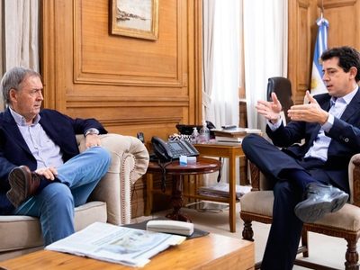 Wado de Pedro recibió a Juan Schiaretti en la Rosada