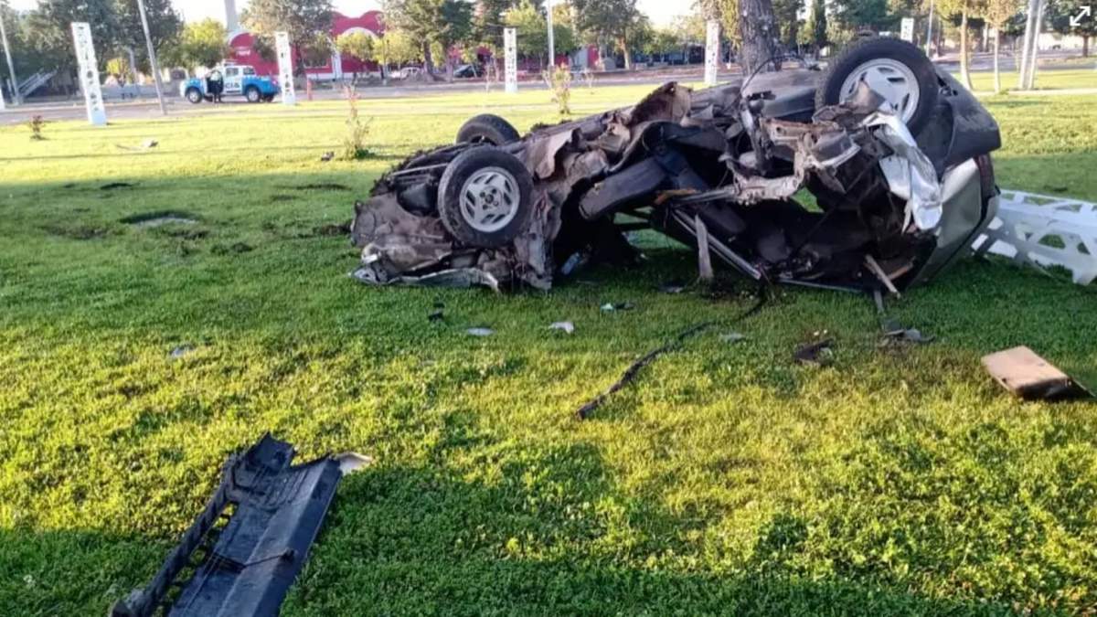 Vuelco en Plaza de las Banderas. Fuente: (Twitter)