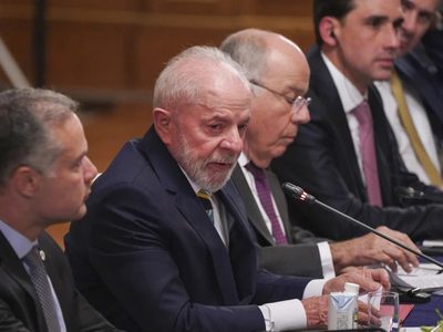Lula da Silva critica a Trump por la imposición de aranceles a los automóviles