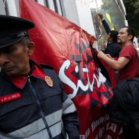 Sin despidos ni represalias, levantan huelga en La Jornada