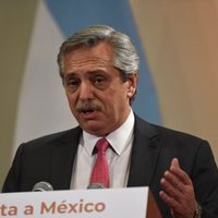 Alberto Fernández bancó a González García: tildó de "payasada" a las 15 denuncias en su contra