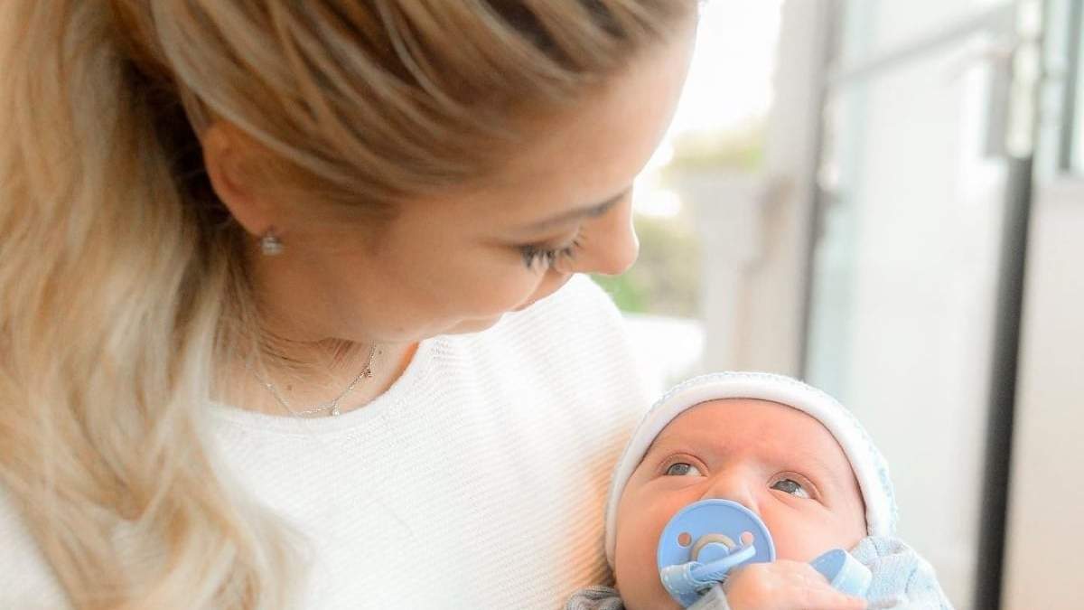 Fabiola Yáñez junto a su hijo Francisco Fernández Yáñez. Fuente: (Instagram)