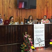 Mujeres activistas indígenas cuestionan consulta del gobierno para construir Tren Maya