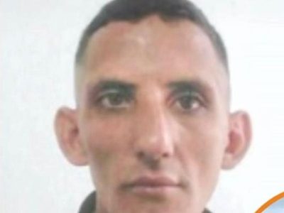 El hombre que atacó a una chica en una mueblería de Rosario estaba preso en Córdoba